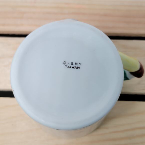 Ceramic Jack And Jill Mug - Picture 4 of 6